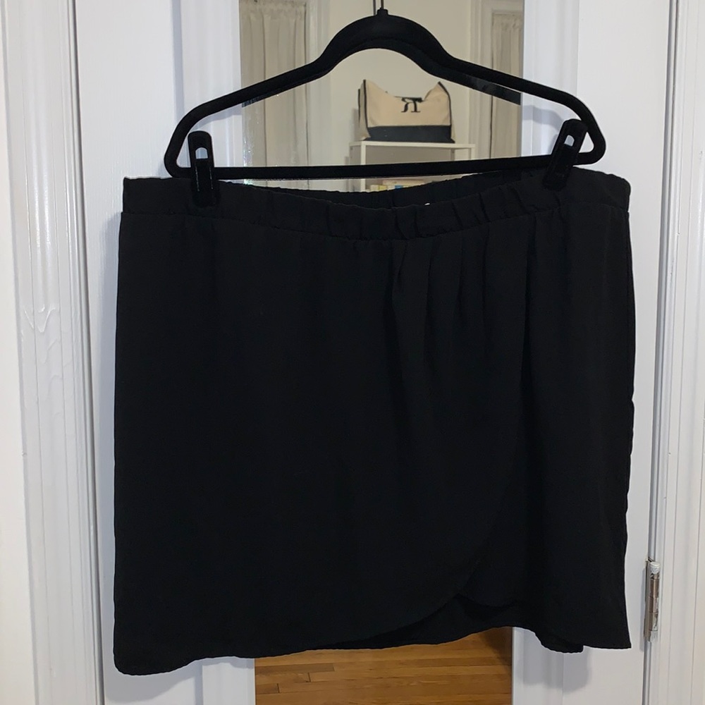Old Navy Tulip Hem Wrap Mini Skirt